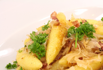 Trofie pasta with cabbage